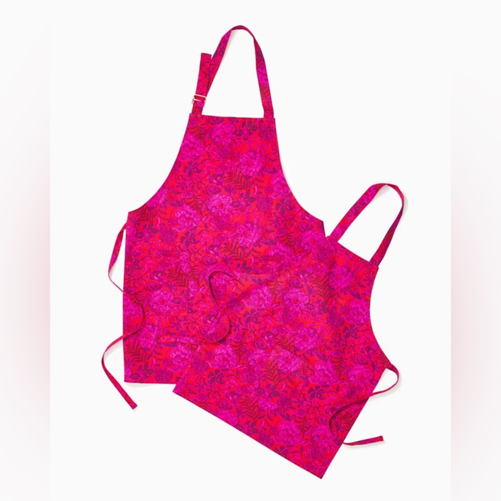 NWT Lilly Pulitzer ‘Mommy & Me’ Apron Set + Matching Potholders